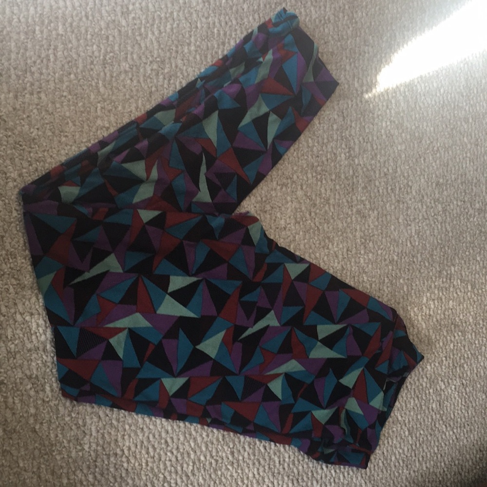LuloRoe TC Leggings Never worm